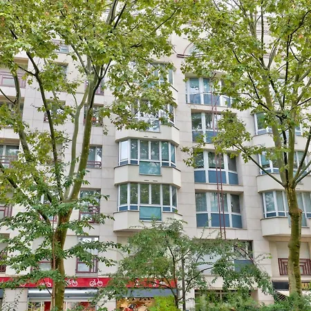 2 With Garden Parigi